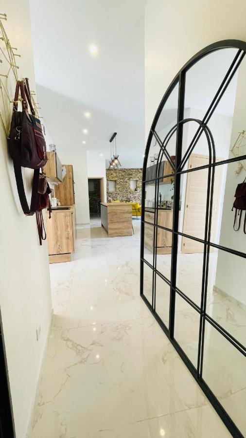 Sakina Appartement En Bord De Sorgue Fontaine-de-Vaucluse Eksteriør billede